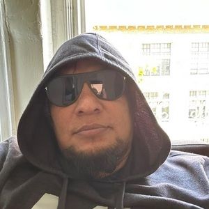 Meet your Posher, Denis antonio